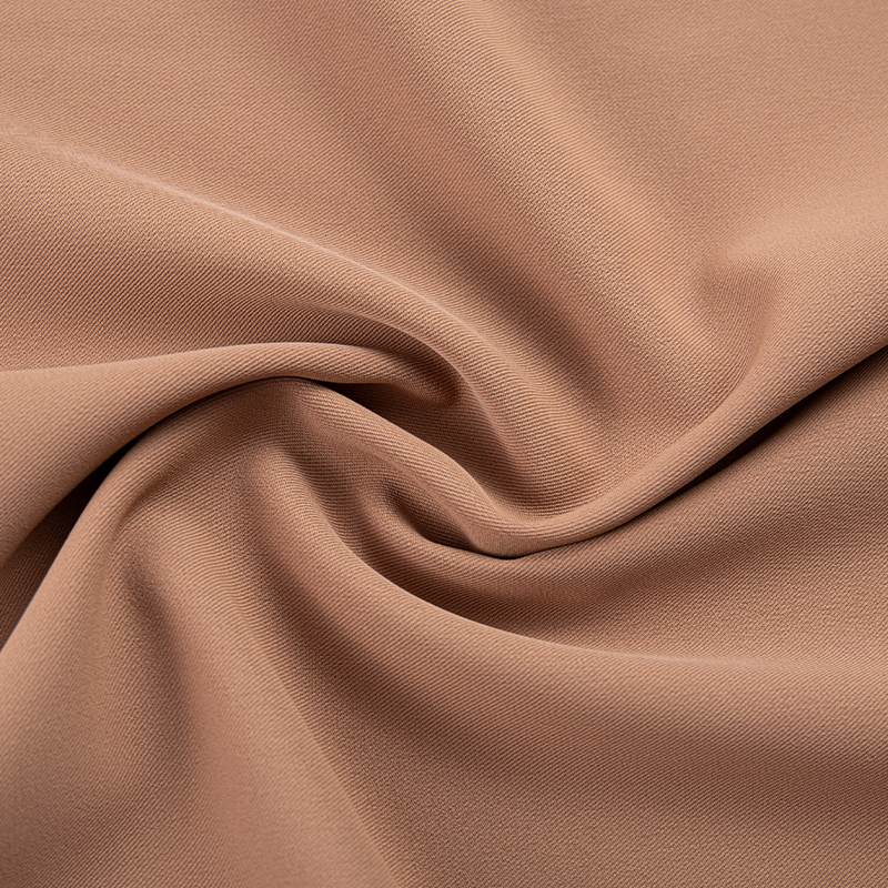 DS347 220GSM Vaaleanruskea Erittäin elastinen ryppyjä estävä ihoystävällinen mattafilamentti 3/1 vino polyesteri spandex 4 suuntaan joustava kangas